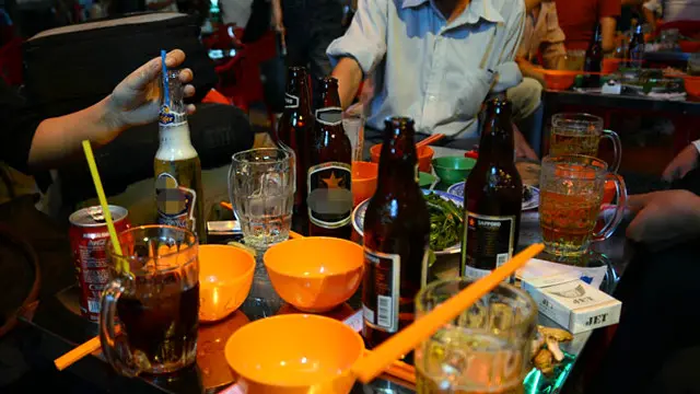 30/4 là một dịp 'ăn nhậu', 'xả hơi' với nhiều người, trong đó có giới trẻ ở Việt Nam, theo tác giả.