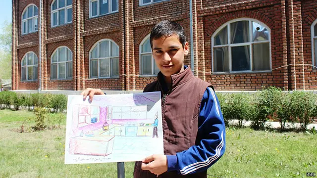 ویس توانست مقام اول را در میان شرکت‌کنندگانی از ۲۲ کشور جهان با این نقاشی بگیرد