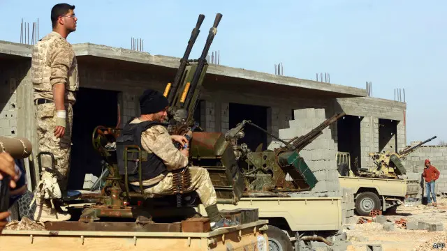 تشهد ليبيا حربا أهلية منذ سقوط نظام حكم الرئيس الراحل معمر القذافي.