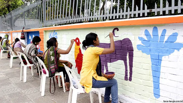 বাংলা নববর্ষ এখন বিরাট নাগরিক উৎসবে পরিণত হয়েছে