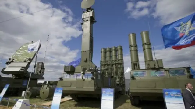 سامانه موشک های اس-۳۰۰ یکی از پیشرفته ترین سامانه های دفاع ضدهوایی در جهان است