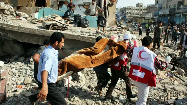 يقول الحوثيون إن غارات "عاصفة الحزم" تقتل المدنيين.