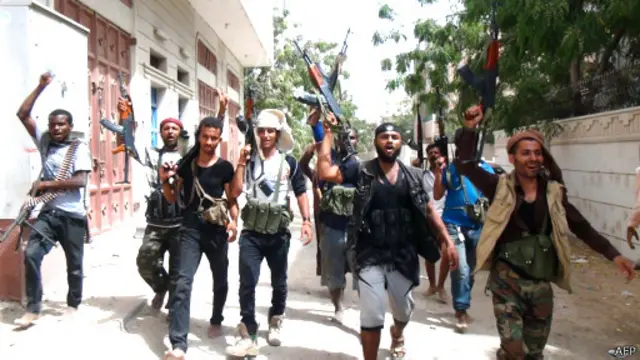 طرفداران دولت یمن نیز با تشکیل واحدهای شبه‌نظامی در صدد مقابله با پیشروی حوثی‌ها و متحدان آنان بوده‌اند