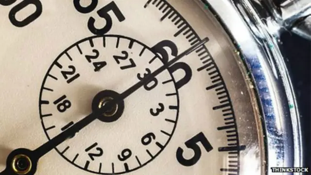 增加一闰秒，意味着今晚钟表在走到23:59:59后，不是变成00：00：00，而是变成23：59：60。