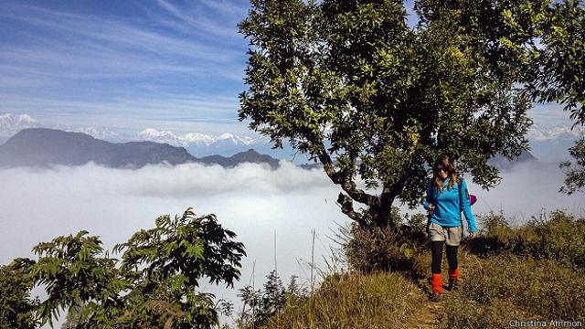 Прогулка над облаками в Непале