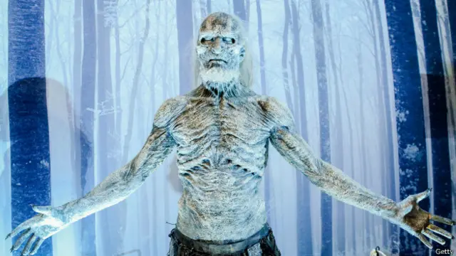 Gracias a extensiones de navegadores o apps podrás bloquear los contenidos que no quieres ver.