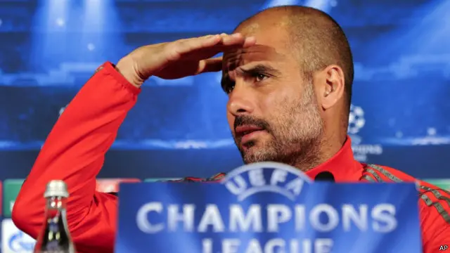 Trong bốn năm dẫn dắt Barcelona, ông Guardiola đã giành 13 cúp