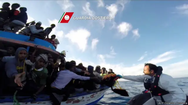 Спасение мигрантов