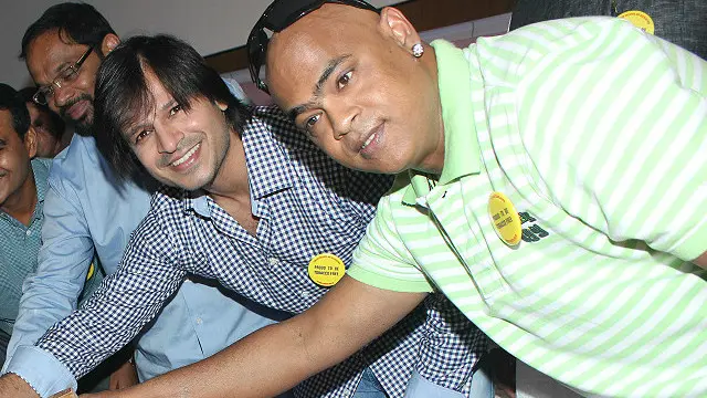 ونود کامبلی نے فلموں میں بھی قسمت آزمائی کی