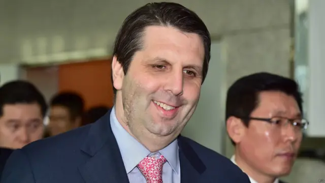 李柏特到訪韓國外交部大樓（17/3/2015）