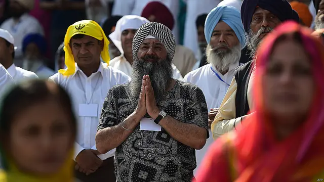 سکھ یاتریوں کی پنجہ صاحب آمد اور ان کی بحفاظت واپسی کے لیے خصوصی حفاظتی اقدامات کیے جاتے ہیں۔