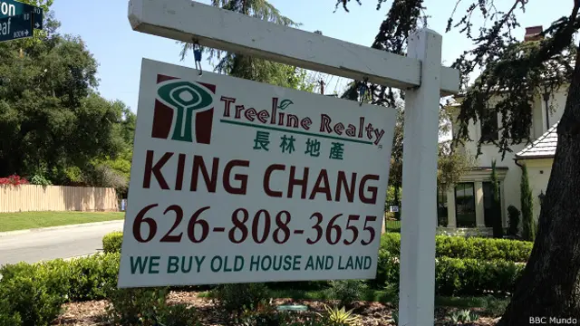 Cartel en Arcadia, California