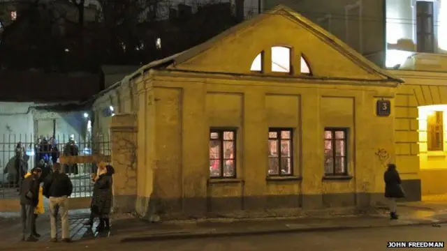 Eskiden balıkçı olan yeni tiyatro mekanı 