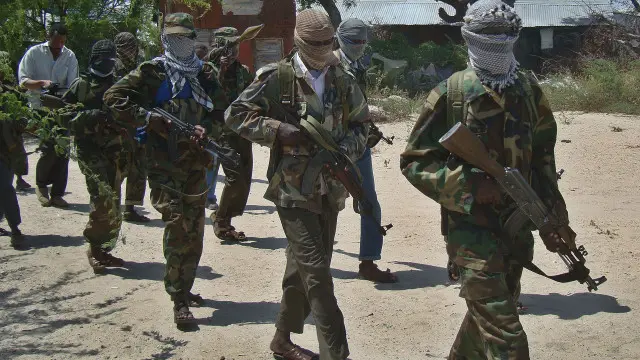 توعدت حركة الشباب باستهداف مزيد من السياسيين