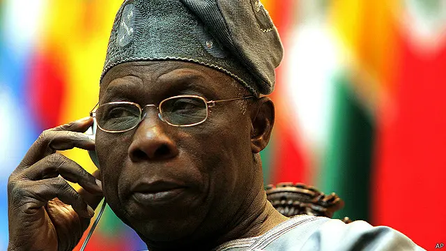 أرجع اوباسانجو ضعف المشاركة جزئيا لغياب بعض الحريات