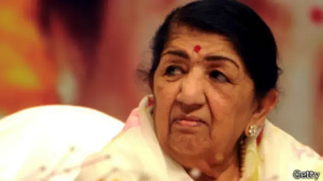 लता मंगेशकर