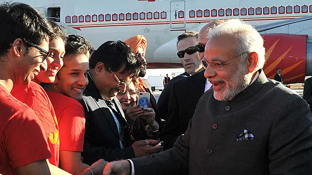 नरेंद्र मोदी, गीता