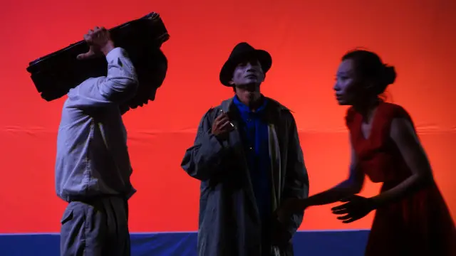 Kocak-kacik, lakon Arifin C. Noer yang penuh kata, dimainkan tanpa sepatah kata pun