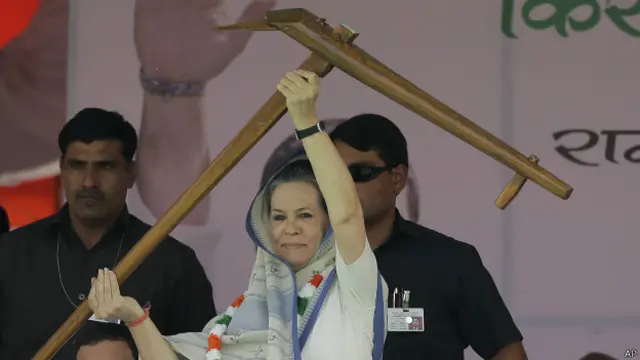 सोनिया के कड़े तेवर