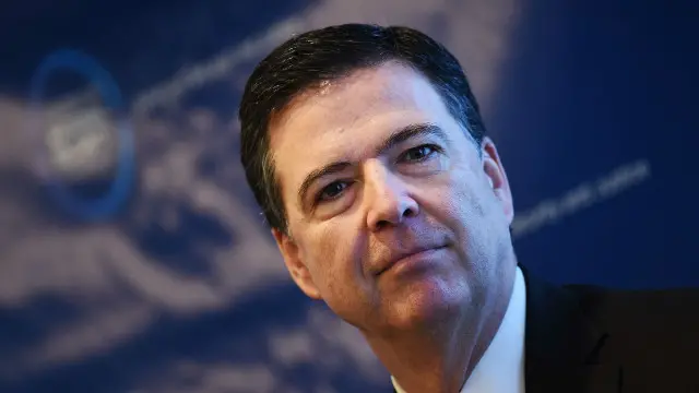 جیمز کومی نے جمعرات کو اپنے مضمون میں ہولوکاسٹ کے متعلق جو باتیں لکھیں اس پر پولینڈ میں زبردست احتجاج ہوا