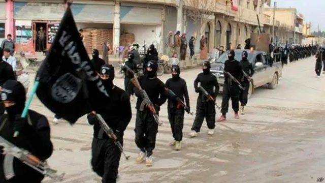 رقہ دولت اسلامیہ کا شام میں مضبوط گڑھ تصور کیا جاتا ہے