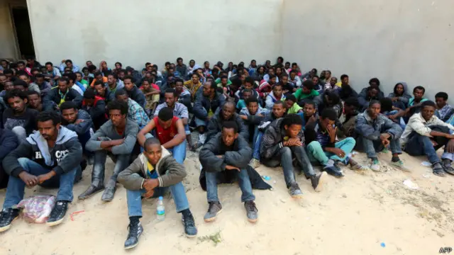 انسانی سمگلر وہ اہم کڑی ہیں جنھیں یورپی حکام نشانہ بنانے کی خواہش رکھتے ہیں