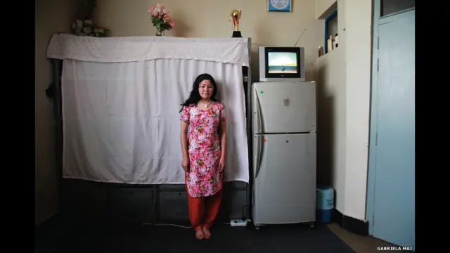 کئی خواتین گھر سے بھاگنے کی وجہ سے سزائیں کاٹ رہی تھیں۔ جبری شادیوں اور گھریلو تشدد سے بھاگنا افغانستان میں کوئی غیر معمولی بات نہیں۔