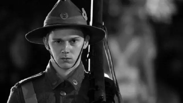 Tarih sahnesinde ilk büyük rol.