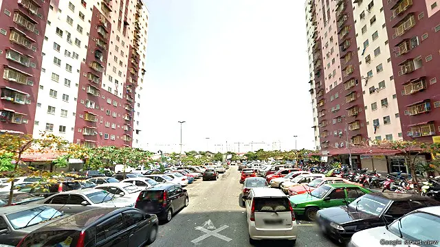 kawasan Taman Medan di Selangor