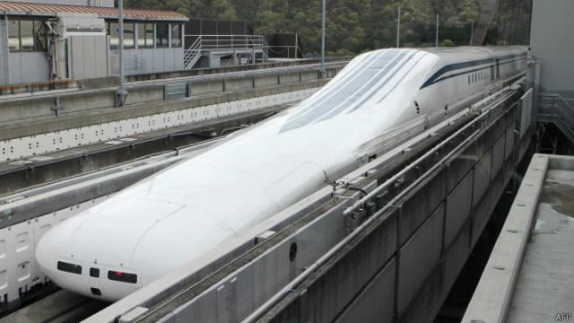 Японский общественный транспорт и стрессы с ним связанные (фото и видео) | optnp.ru