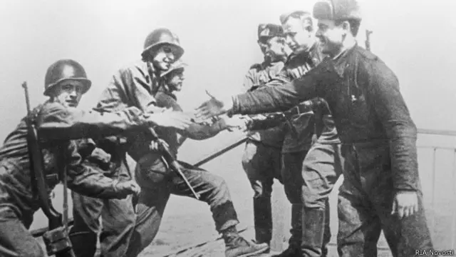 Встреча на Эльбе (25 апреля 1945 г.)