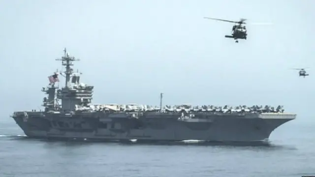 یو ایس ایس تھیوڈور روزویلٹ دیگر جہازوں سے ملنے کے لیے خلیج سے یمن کے قریب بحیرہ عرب کا سفر کر رہا ہے