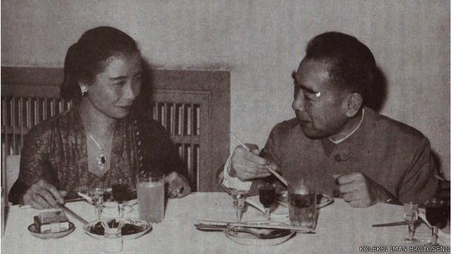 "Supeni juga bersahabat dengan Chou En Lai, Perdana Menteri RRT saat itu."