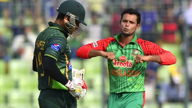 محمد حفیظ تیسرے میچ میں بھی بڑا سکور نہیں کر سکے