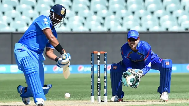 د کرېکټ بورډ هڅه دا ده چې افغان ولسشمر محمد اشرف غني راتلونکې اوونۍ هند ته د خپل رسمي سفر پر مهال پر دغه موضوع له هندي چارواکو سره خبرې اترې وکړي.