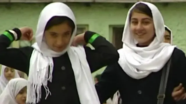 په وروستيو کلونو کې د ښوونځيو سلګونه نجونې د افغانستان په بېلابېلو برخو کې مسمومې شوې دي