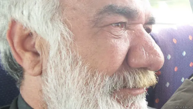 Hadi Gümüş, öğretmenlik mesleğinden atılmış, 12 Mart ve 12 Eylül'de hapis yatmış.