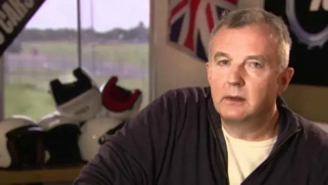 اینڈی وِلمین نے 2002 میں ٹاپ گیئر کو جیریمی کلارکسن کے ساتھ شروع کیا اور اسے ایک مشہورِ زمانہ شو بنا دیا