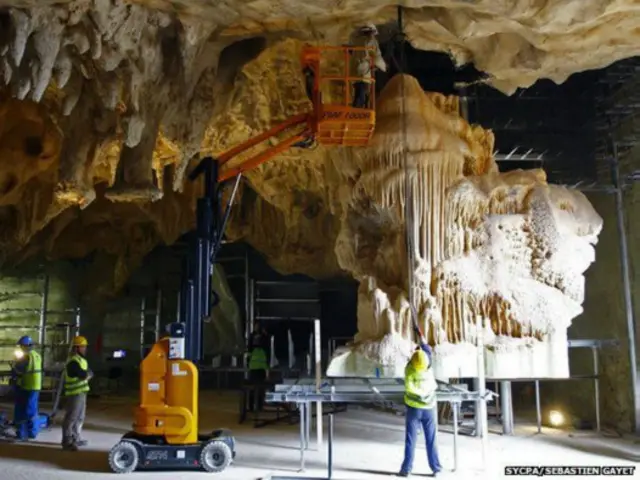 Proyek restorasi di Gua Chauvet telah menelan biaya sebesar 55 juta euro atau sekitar Rp773,7 miliar.