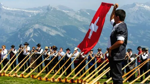 اروپايي هېواد سویټرزلنډ د تر ټولو خوښ هېواد نوملړ کې لومړی مقام خپل کړی دی.