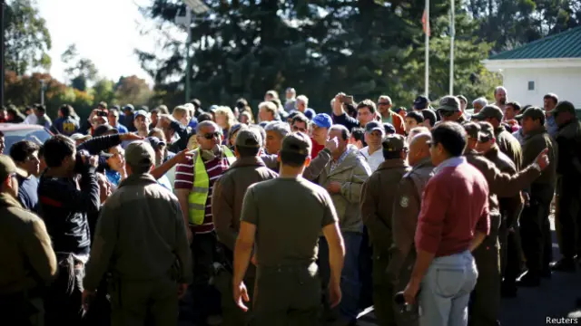 El incidente ha provocado la evacuación de 4.433 personas, informó en la noche de este jueves el Ministerio de Interior y Seguridad Pública (Onemi).