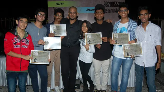 रोशन मनसुखानी 