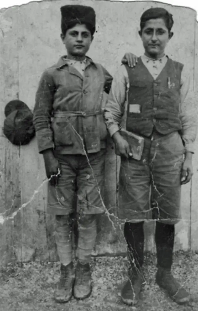 Sarah Leah Whitson'ın dedesi 15 yaşındayken Beyrut'ta bir yetimhanede