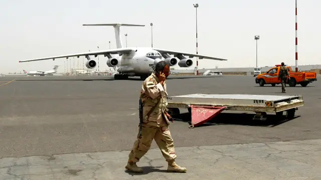 سازمان ملل خواسته نیروهای ائتلاف عربی حمله به فرودگاه صنعا را متوقف کنند