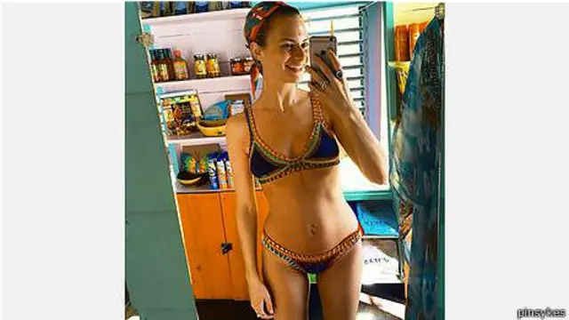 Производитель купальников Kiini обрел популярность благодаря визуальной привлекательности своей продукции