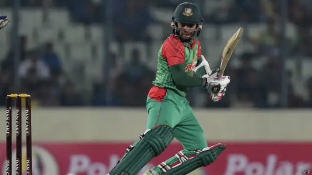 دونوں ٹیموں کے درمیان تین ایک روزہ میچوں پر مشتمل سیریز میں بنگلہ دیش نے پاکستان کو تین صفر سےشکست دی تھی