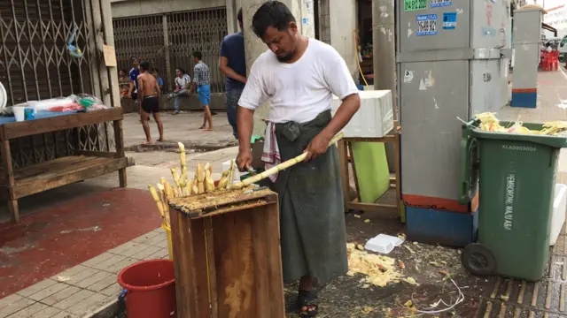 Penjual minuman tebu