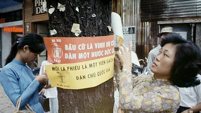 Vận động đi bầu cử ở Sài Gòn năm 1967