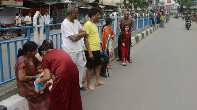 خبر رساں ادارے روئٹرز کا کہنا ہے کہ خدشہ ہے کہ ہلاکتوں کی تعداد اس سے بھی زیادہ ہو سکتی ہے کیونکہ کھٹمنڈو میں بے شمار عمارتیں خستہ حال ہیں اور گنجان آباد تنگ گلیوں میں ہرگھر میں کئی افراد رہتے ہیں