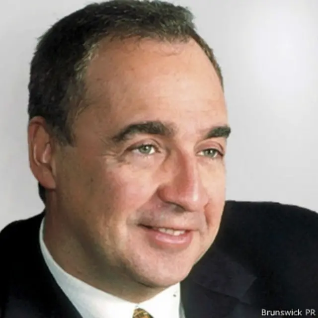 لن بلاواتنیک فقط سه میلیارد پوند پول نقد دارد